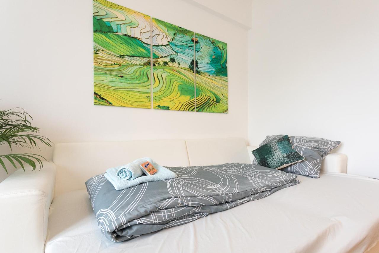 French Balcony - 45M² - Szeneviertel Apartment Wien Ngoại thất bức ảnh